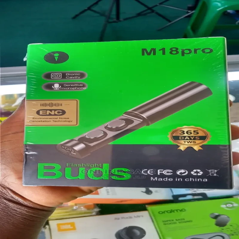 M18 Pro Flashlight Earbuds Images
